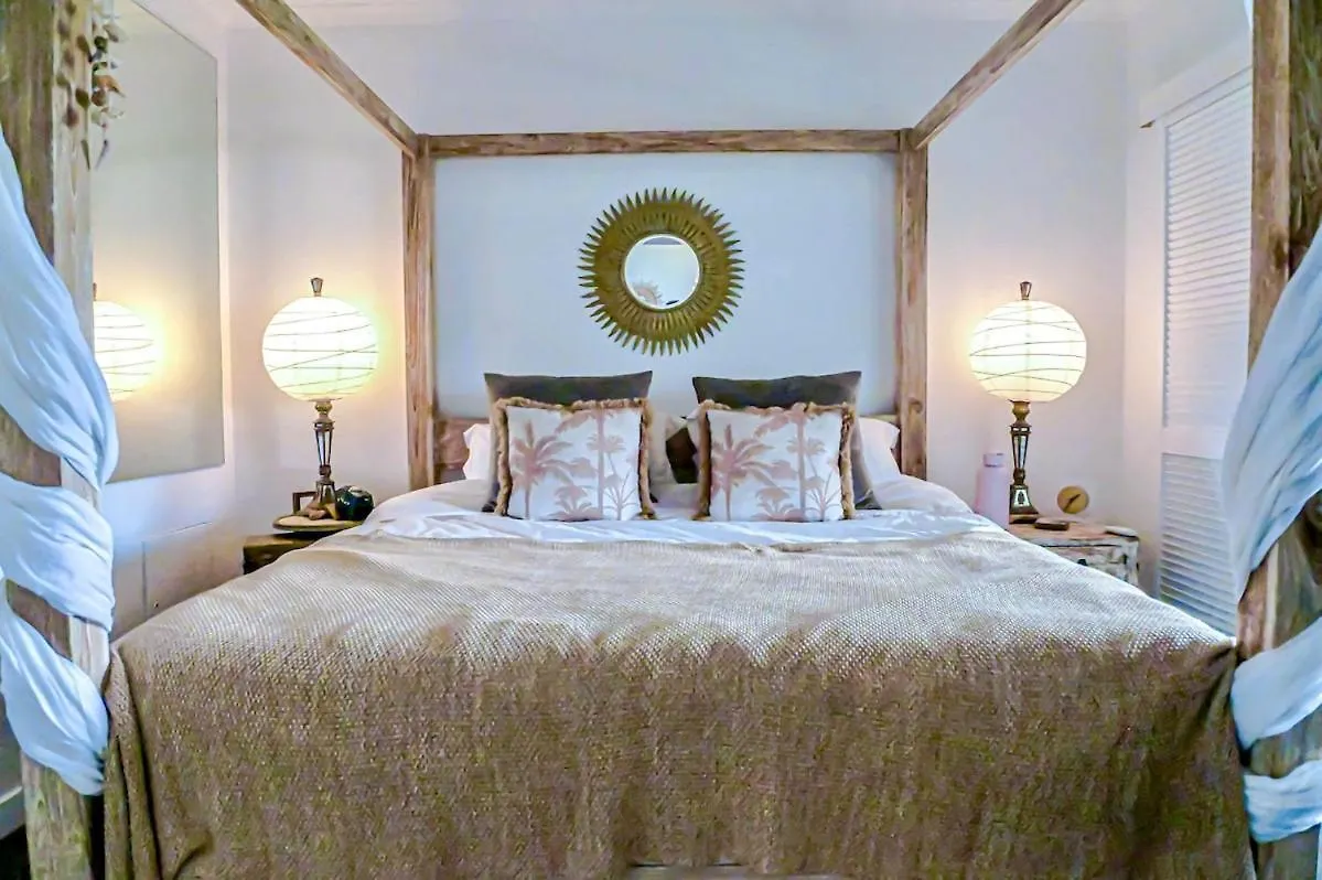 Resort Apartment In Palm Cove