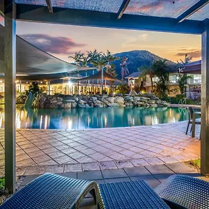Grand Chancellor Palm Cove